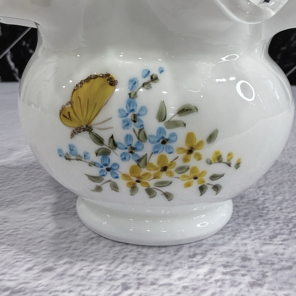 Fenton Silver Crest Vase 4" Hand Painted Blue Yellow Butterflies Signed VTG‎ - Picture 10 of 12